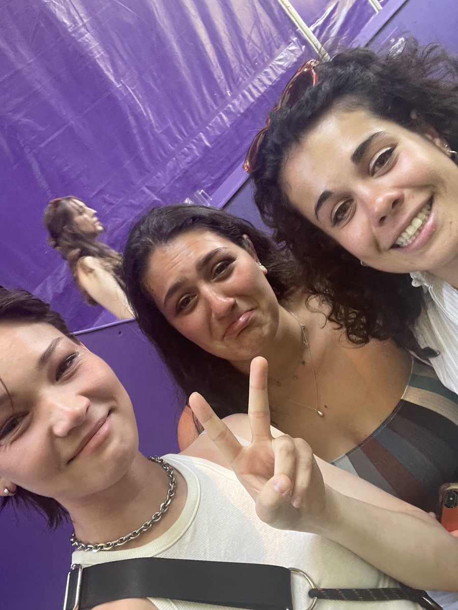 Cheers <a href="/Rob_Madge_02/">Rob Madge</a>, the kids are crying 😭 

Literally the best fringe show I’ve seen maybe ever, everyone in Edinburgh GO SEE ‘My Son’s a Queer’