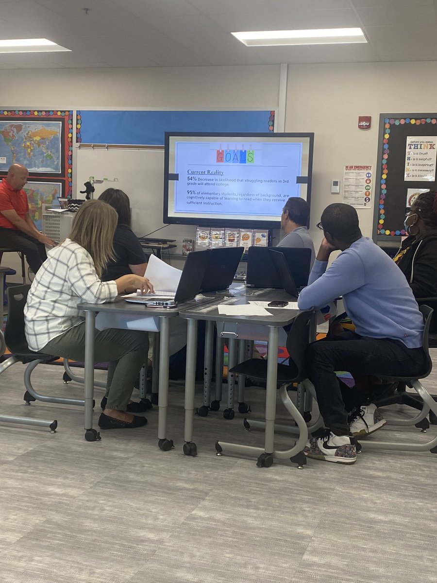 Teacher Pathways are underway in buildings and teachers are busy setting goals that will propel students to greatness!! A big thanks to <a href="/RaymondParkIMS/">John Kleine</a> and <a href="/PleasantRunElem/">Pleasant Run Elem.</a> for allowing me to visit. #WarrenWill