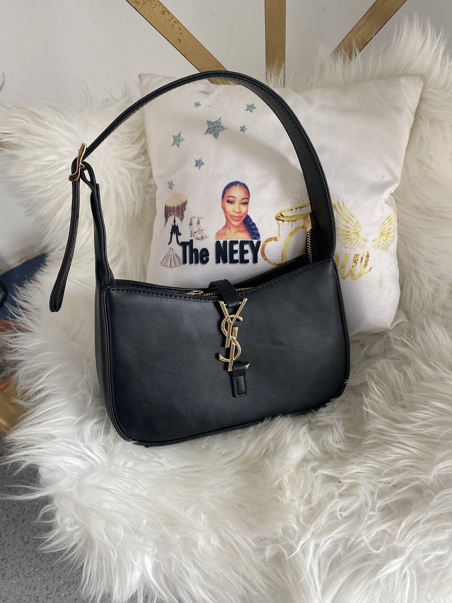 GlowNeey's tweet photo. New in❤️‍🔥 

👛 
Take your 👛 game to the next level with these new in 💓💧luxury Neeyglow👛 🌸 
•
•
•

📞WhatsApp +2202561599 

#gambiangirl #gambia🇬🇲 #gambianbeauty #gambiangirlskillingit #fashionblogger #YSL #inspofashion #africa #africangirlmagic #toptags #topshop #yslbag https://t.co/6o7gsLj5wk