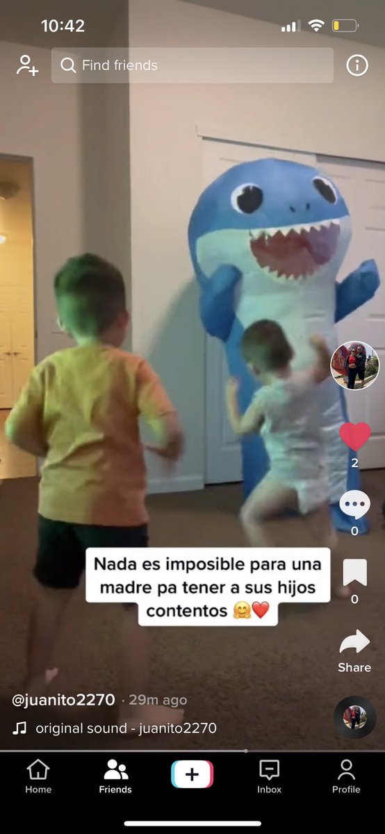I sent my dad a video of me dancing with the daddy shark costume with the kids and tell me why he puts the whole video on TikTok 😂