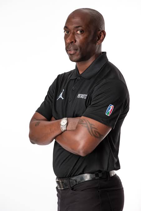 LeopardsBasket's tweet photo. 🇨🇩🏀 @FIBAWC : Emmanuel Mavomo dirigera le staff technique de la sélection congolaise pour ce dernier tour des éliminatoires de la coupe du monde 2023. Il remplace Thomas Druout, qui a été convoqué par son club en France. 

@Rawbank_sa | @illicocash 
#leopardbasket #rdc #Kinshasa https://t.co/L1h7ujumiG