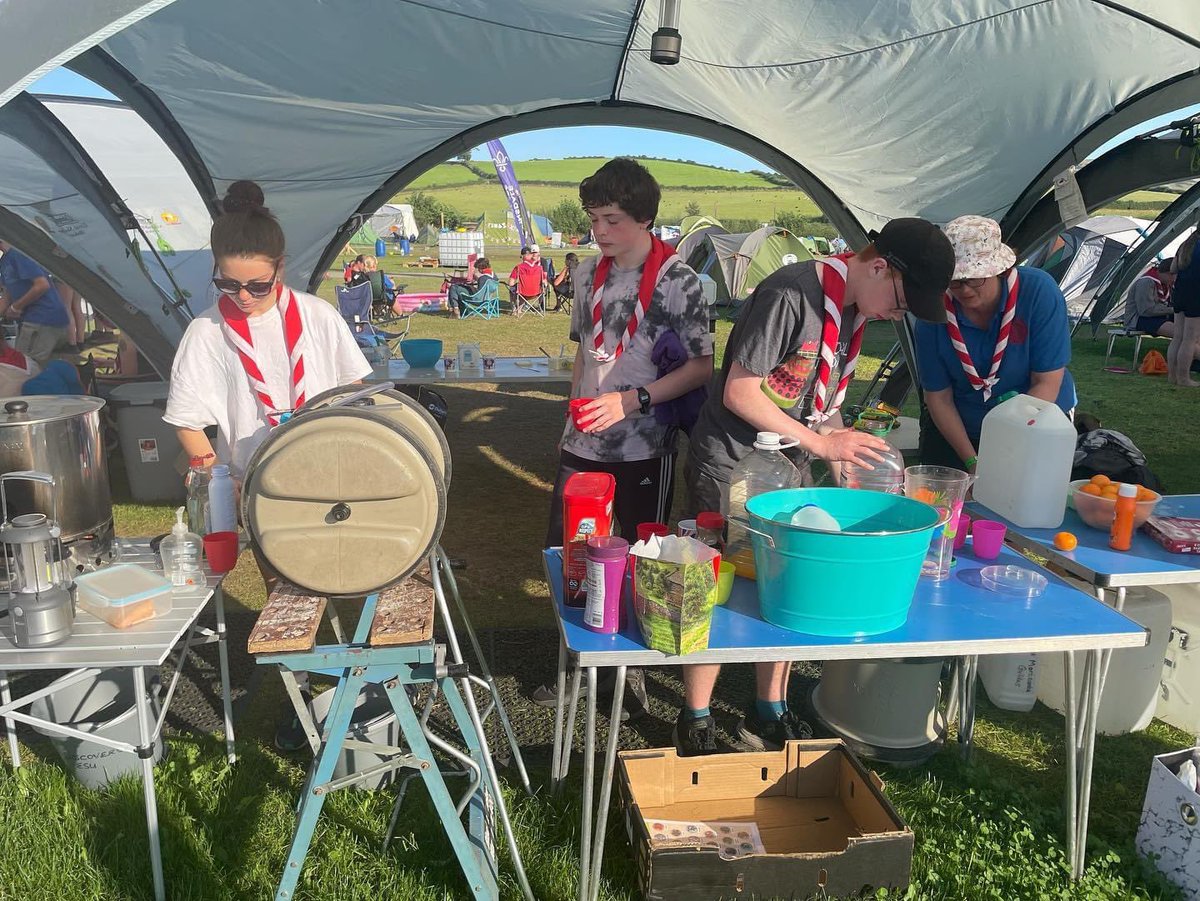 Red Rose 2024 tweet media