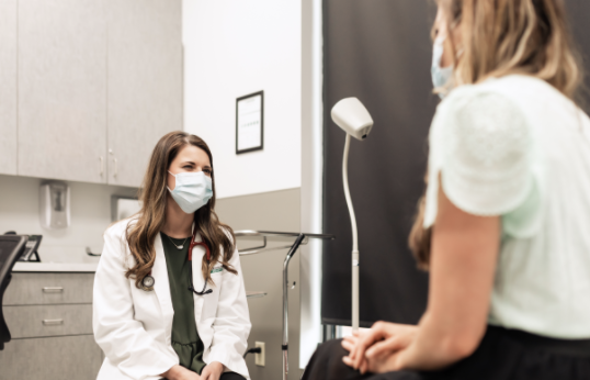ConwayRegional's tweet photo. Our Hendrix Medical Clinic is accepting new patients with telemedicine or in-person appointment options. Same day and walk-in appointments are available.

For more information, call 501-852-1356 or visit https://t.co/zAdWyg6kL0 .

📸: Rachel Neal, PA https://t.co/nP3BWOdcEu