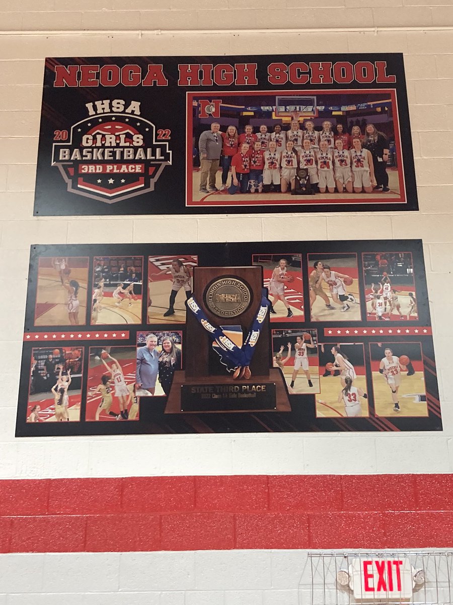 NeogaAthletics's tweet photo. Big shout out to the Lake Land College printshop for these 3rd place signs!
A great tribute to an amazing season. https://t.co/mRtWwfOXuK