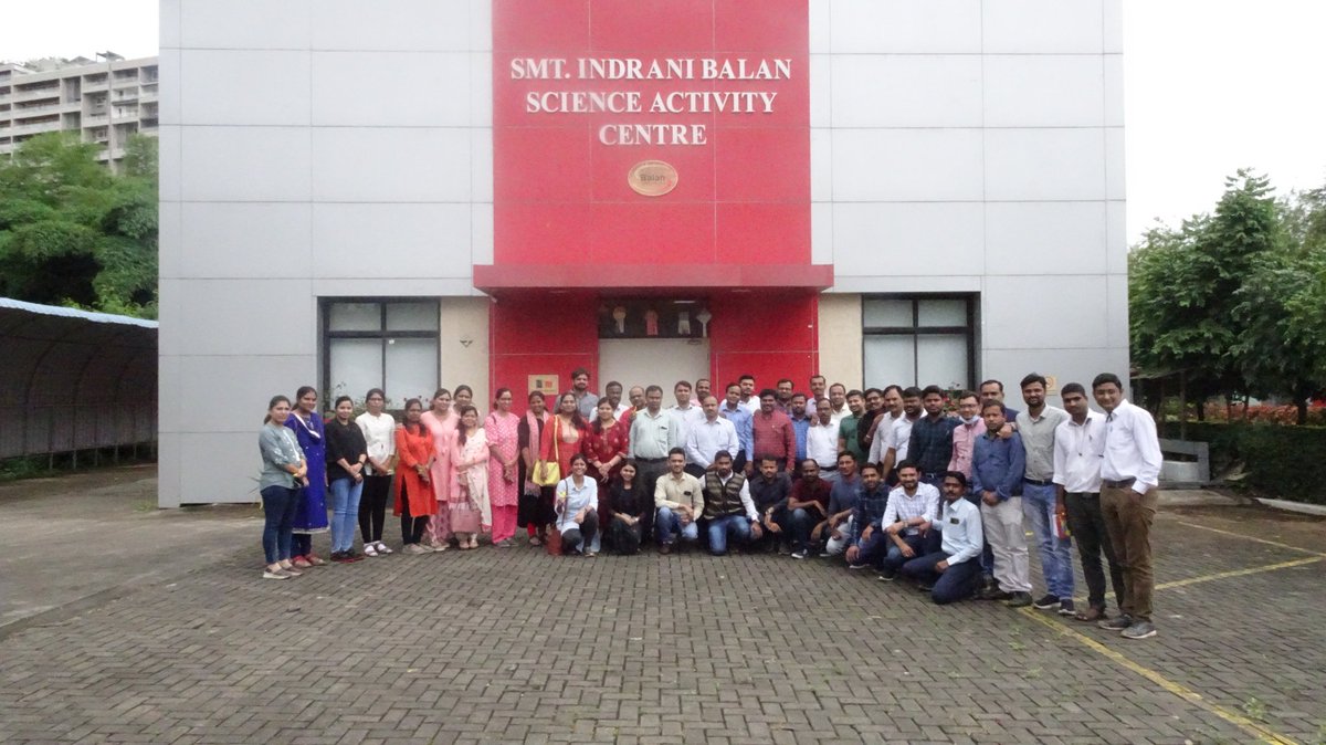 ScienceActivity's tweet photo. Today, @ScienceActivity conducted a hands-on activity session for faculties from #Yashada_Institute, Pune. Also, a few members from #Rotary_club &amp; Mr. Anil Manekar , Former Director, Nehru Science Centre Mumbai joined us for the workshop.
#SAC_teachers_Interaction
@IISERPune https://t.co/CMQ0F0nHvM