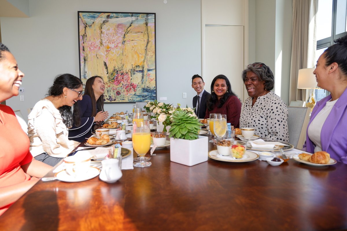 Happy International Youth Day! What a treat to host the current and incoming <a href="/UNAUSA/">UNA-USA</a> <a href="/USYouthObserver/">Oscar Lopez</a> for breakfast this morning along with the <a href="/AliForneyCenter/">Ali Forney Center</a>.