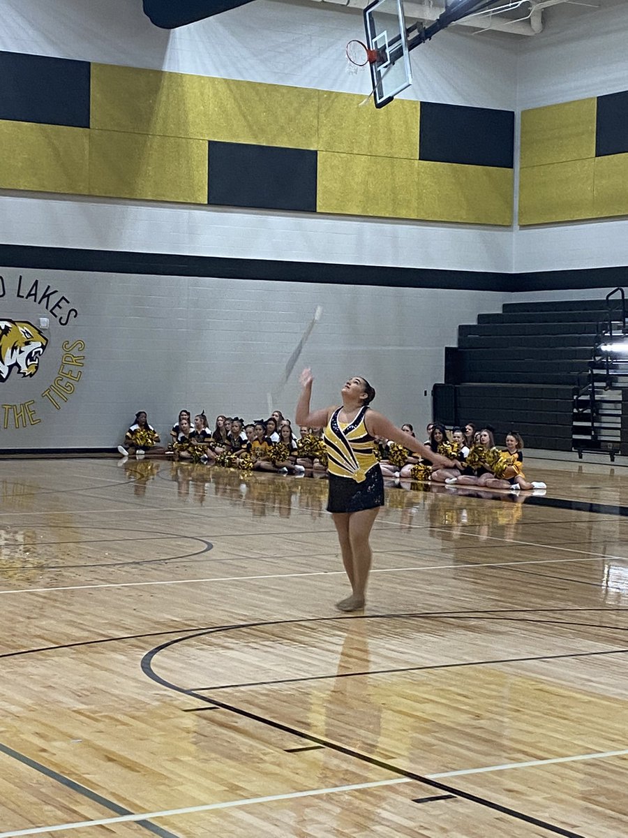 TISDGLJHS's tweet photo. Such a fun morning getting to welcome all of our new Tigers!! #GoTigers https://t.co/ADAe0QXfCb
