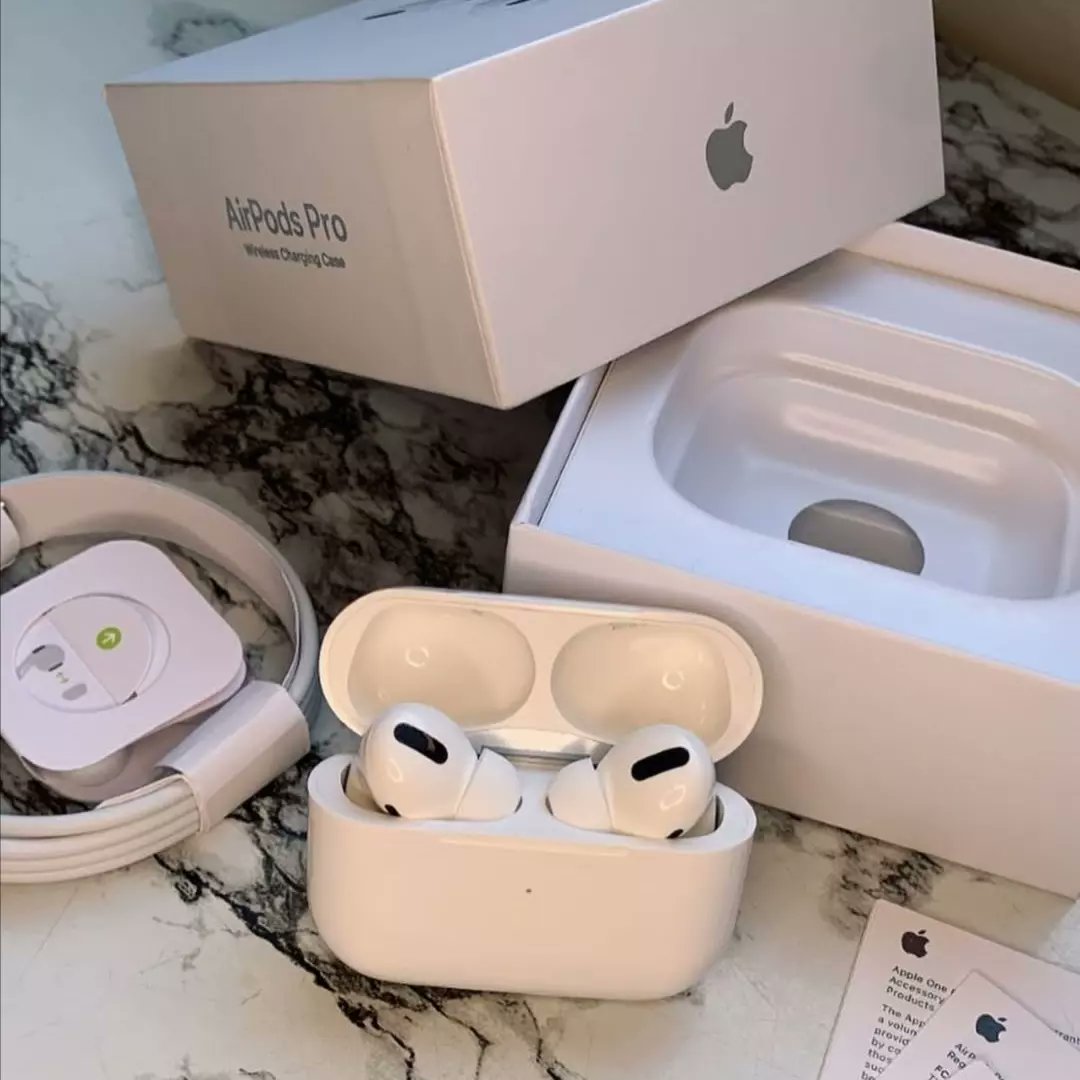 MasterStore9's tweet photo. سحب الجمعة على Airpods pro 🔥.

كل العليك ريتويت ولايك ❤️.

السحب موثق للمصداقية بالتوفيق للجميع. https://t.co/ts7GC2cdiF