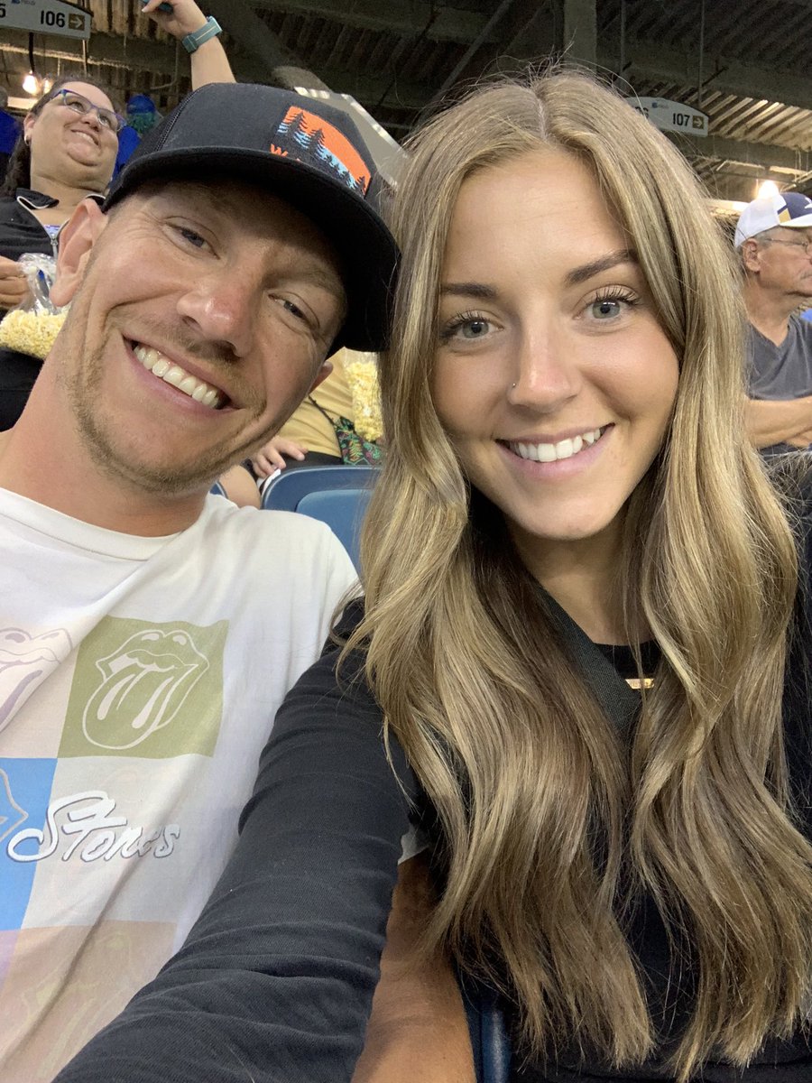Snizification's tweet photo. @PeakoftheMarket @Wpg_BlueBombers We had a fantastic time last night. Thanks so much! https://t.co/tcjy7j9PNV