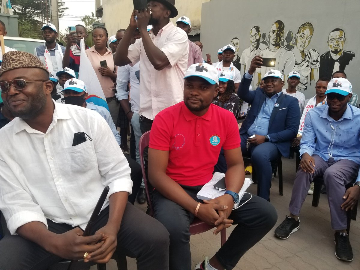 Julio_Nsiona's tweet photo. Kinshasa : La mobilisation générale est lancée à tous les jeunes du Parti @Ensemble_MK de resté prêt à porter les ambitions politiques et sociales du Parti au travers de son Président @moise_katumbi. https://t.co/4WCqafKSNQ