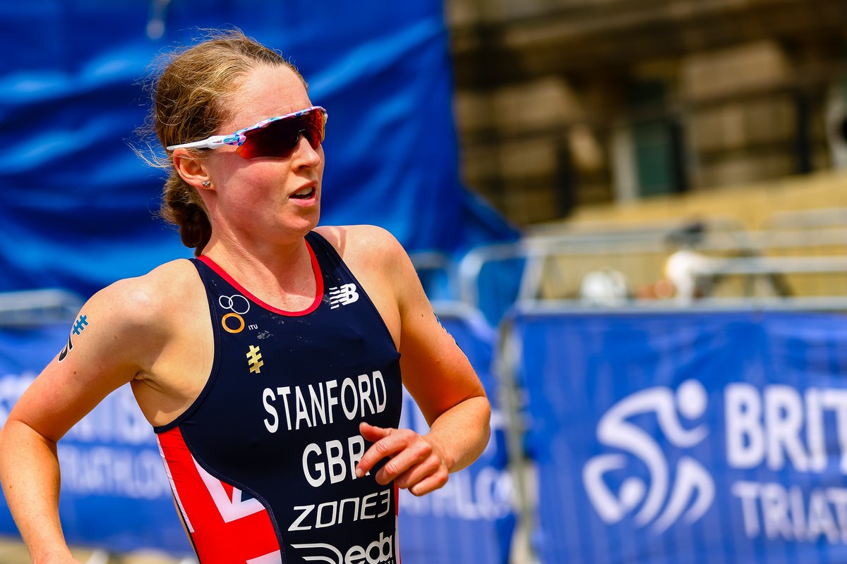 BritTri's tweet photo. WHAT A RACE?! 

@NonStanford claims EUROPEAN GOLD 🏅 @ECMunich2022 !!! She came from seventh place to lead the way in the last two laps of the run and claim her first gold since 2019. 

#LEGEND #Munich2022 https://t.co/JIqWWJQLNu