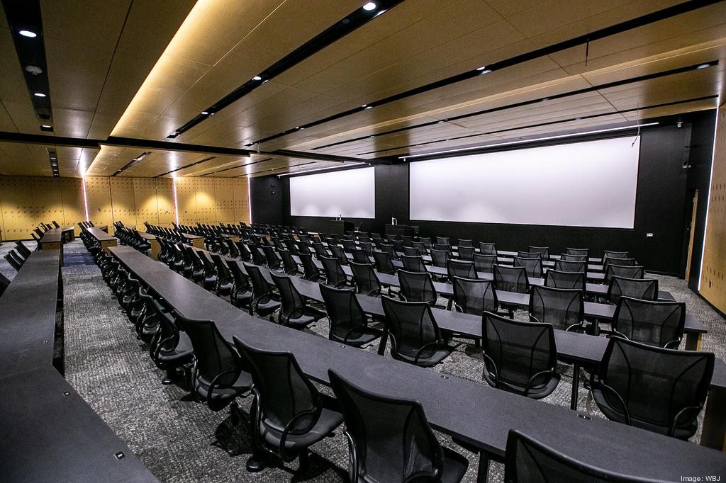BartonSchoolWSU's tweet photo. ICYMI: Check out this epic @ICTBizJournal cover story on Woolsey Hall, the brand new home of the Barton School of Business at https://t.co/Jas7dNMRDG

This is so much more than just a new building. We are beyond excited for our students and the start of classes!🙌 https://t.co/RD4KpQqi3p