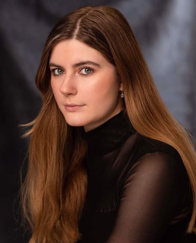 lcmmt_2023's tweet photo. SERENA GIBBONS-COOK 
https://t.co/Hs9Kr5GksZ
#musicaltheatre #graduate https://t.co/JbS4hKQDvT