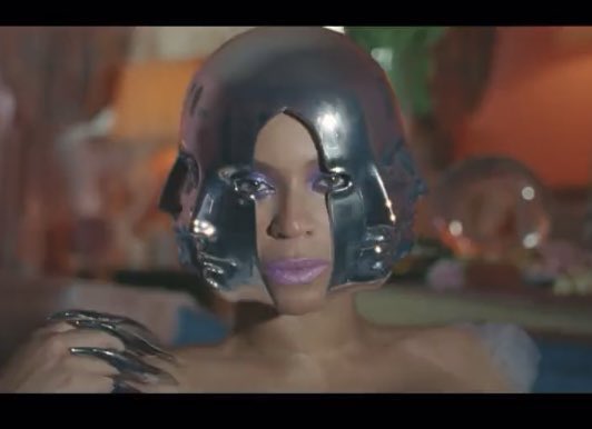 arezinhoo's tweet photo. Se fosse ao contrário, a jlo ia ser tão massacrada… https://t.co/DLLyUfuuk6