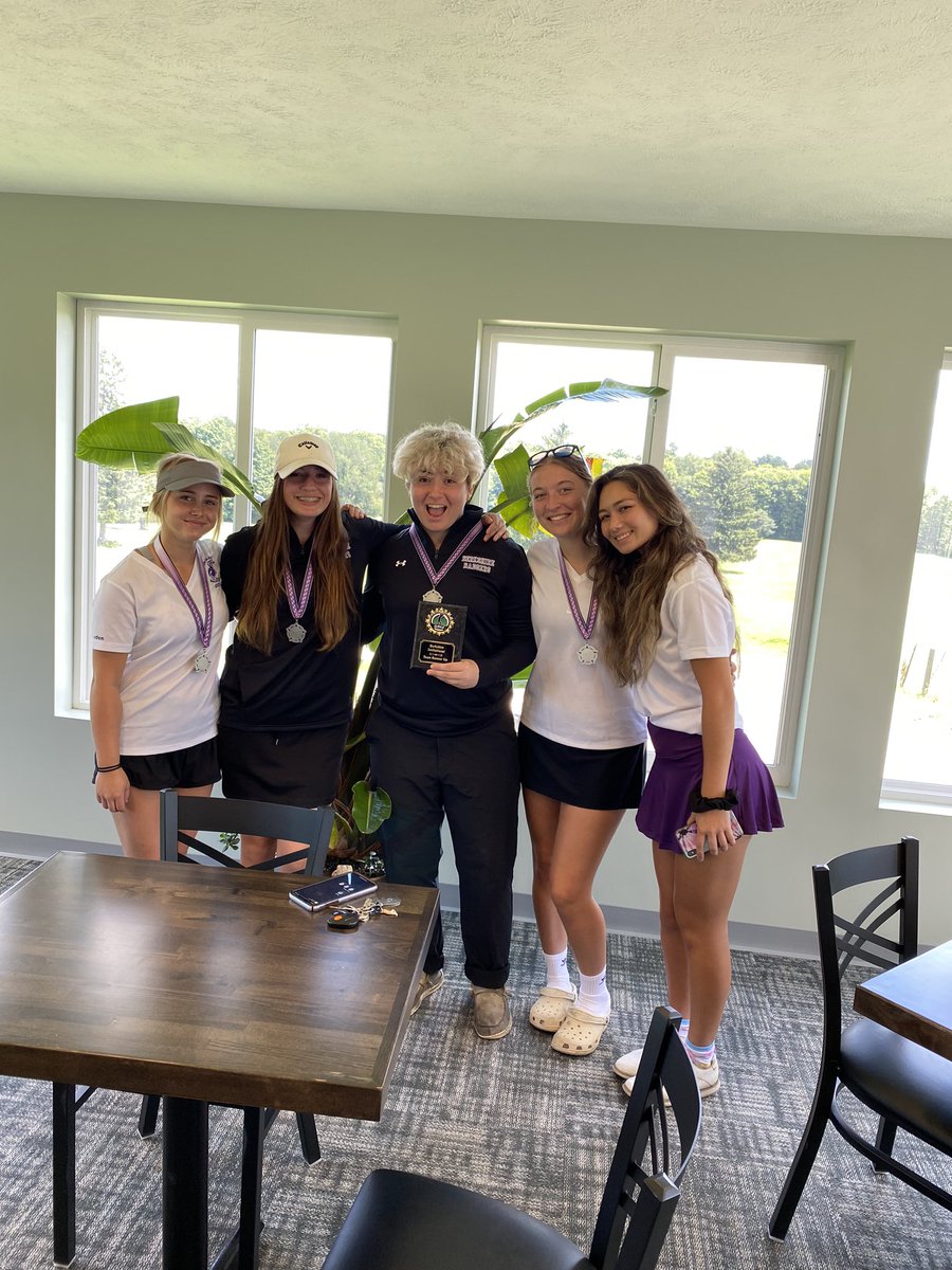 BHS_LadyBadgers's tweet image. Girls golf comes in 2nd place in the Badger Invitational. Brooke ties for low score with a 52