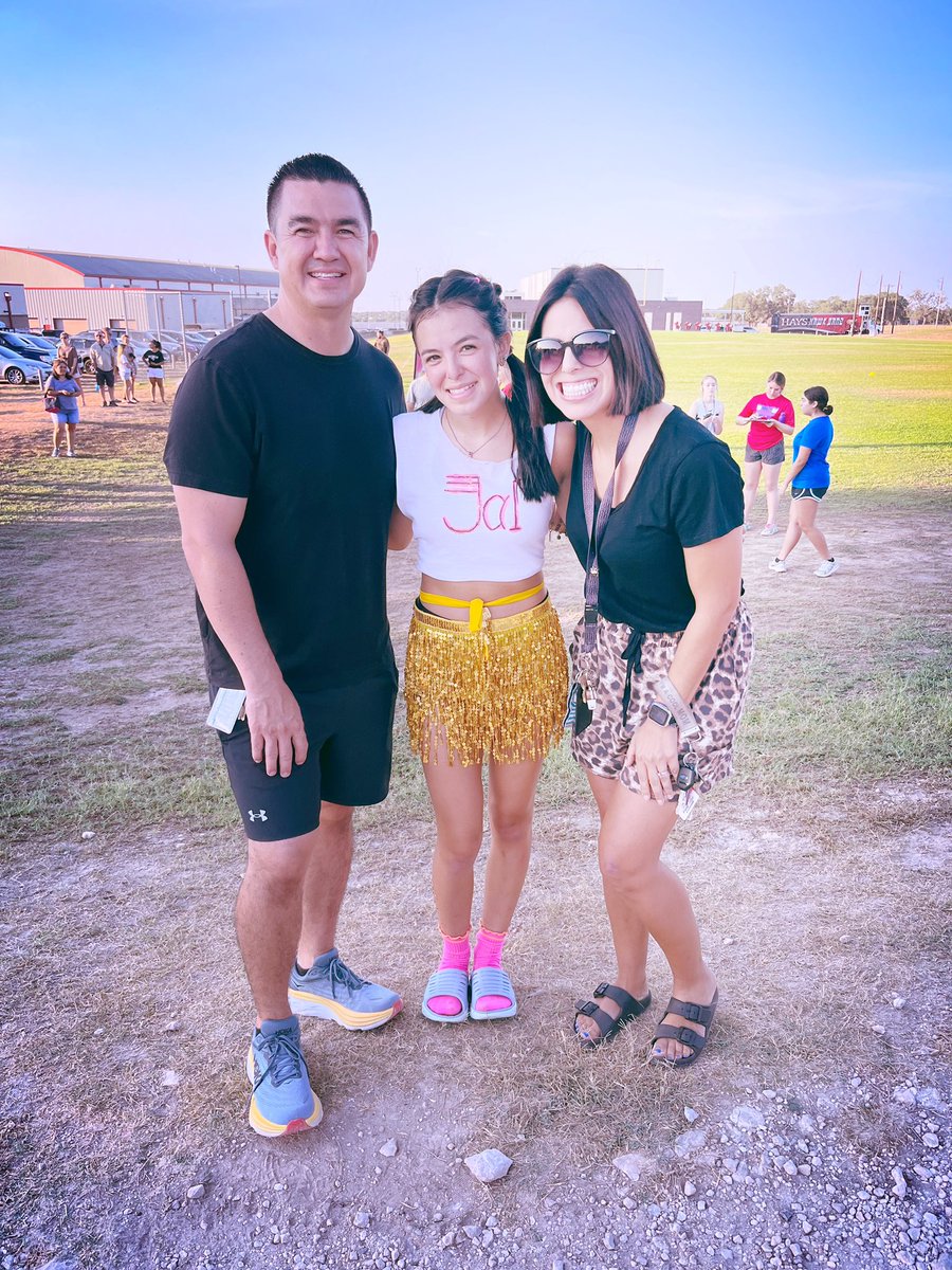 Our girl’s last HS time trial. #senior <a href="/CTXPE19/">Bart</a> @JenicaMcmahon <a href="/Buda_Johnson_XC/">Buda Johnson XC</a>