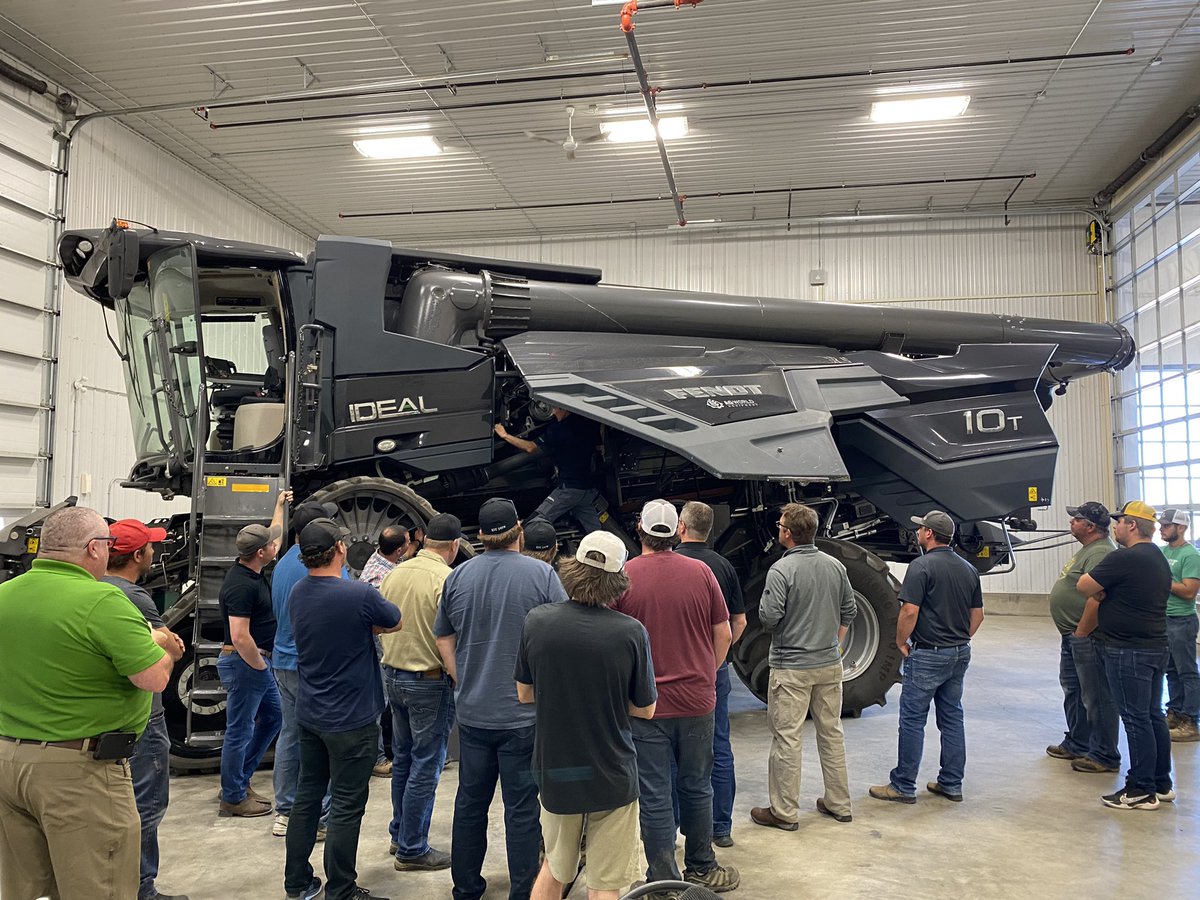 An eventful day at the <a href="/Fendt_NA/">Fendt_NA</a> Ideal Combine Clinic!!! Thanks to everyone that attended!!!