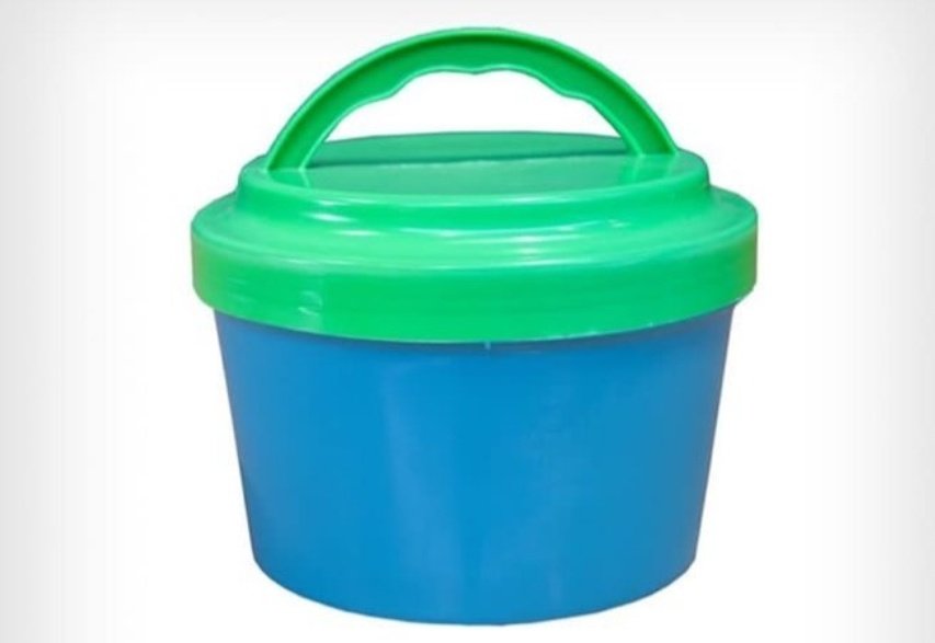 Retweet if you took this to lunch in primary school