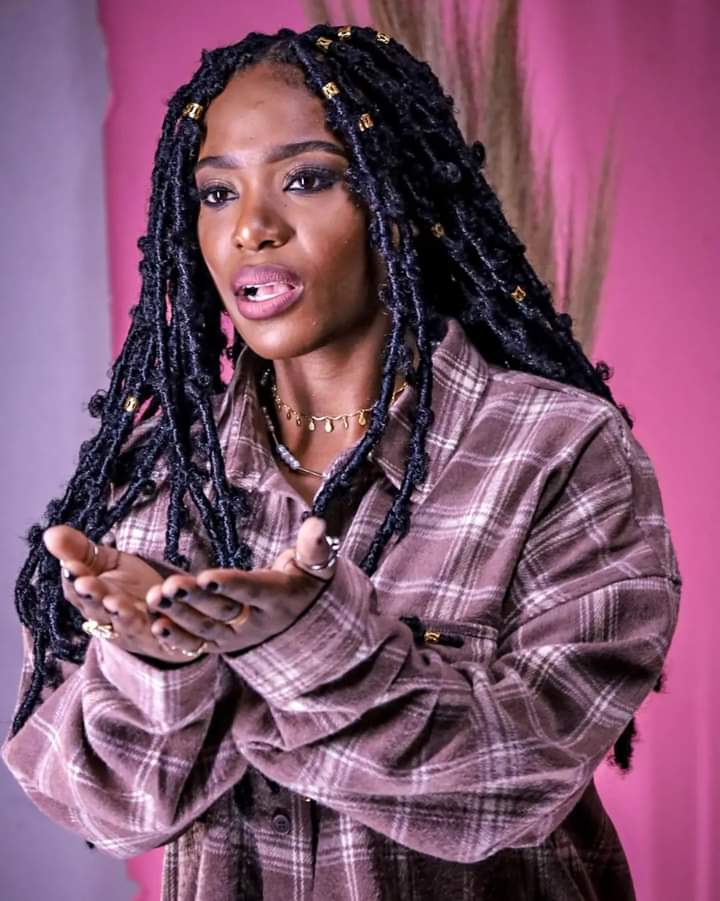 njingampanza's tweet photo. #GagasiFM #UrbanTop30
12 August 2022
Ladies 1st Selection:
@DjNdiyo x @SinoMsolo - #Ndiyo
@Malumzondecks x @i_nana_atta - #Phumelela
@YoungMAMusic - #ooouuu
@DjMaphorisa x @busiswaah x @Moonsanelly - #MidnightStarring
@gagasifm https://t.co/NZGqwJhskv