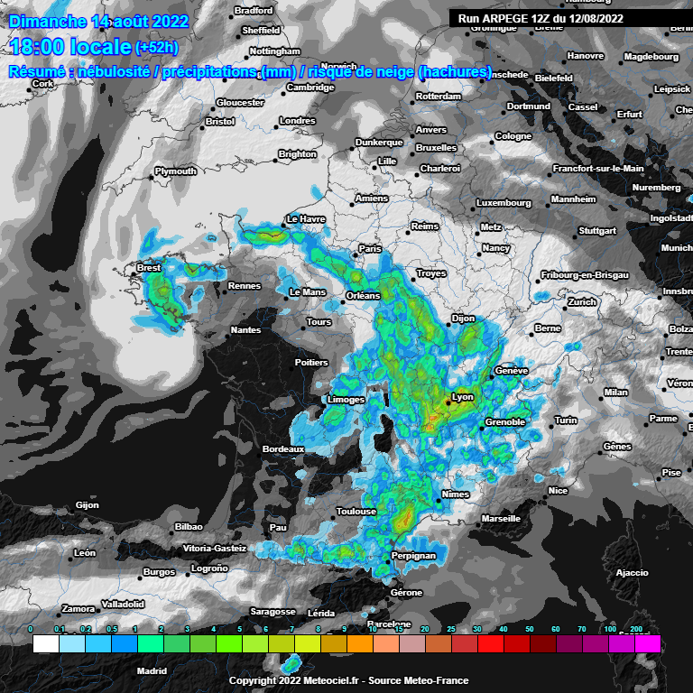 AnthoGrillon's tweet photo. 🔴⚡ On surveillera dès la nuit de samedi à dimanche un risque d'#orages localement puissants et fortement pluvieux par le Sud-Ouest. Extension de la zone instable prévue entre Roussillon et Centre-Est en soirée de dimanche ! https://t.co/kTS2sVX9cC