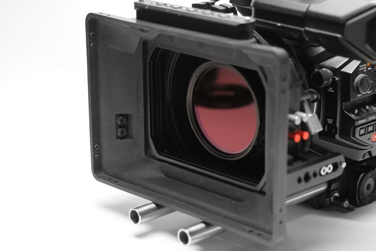 LEEFilters's tweet image. “The build is very nice, and they'll be useful for anyone who wants to fine-tune depth of field.”

To read the Red Shark News review of the LEE Elements VND range, check out: tinyurl.com/ye27zyj9 👈

📸 Visit tinyurl.com/5nw98cxw to learn more!
#LEEFilters #LEEElements