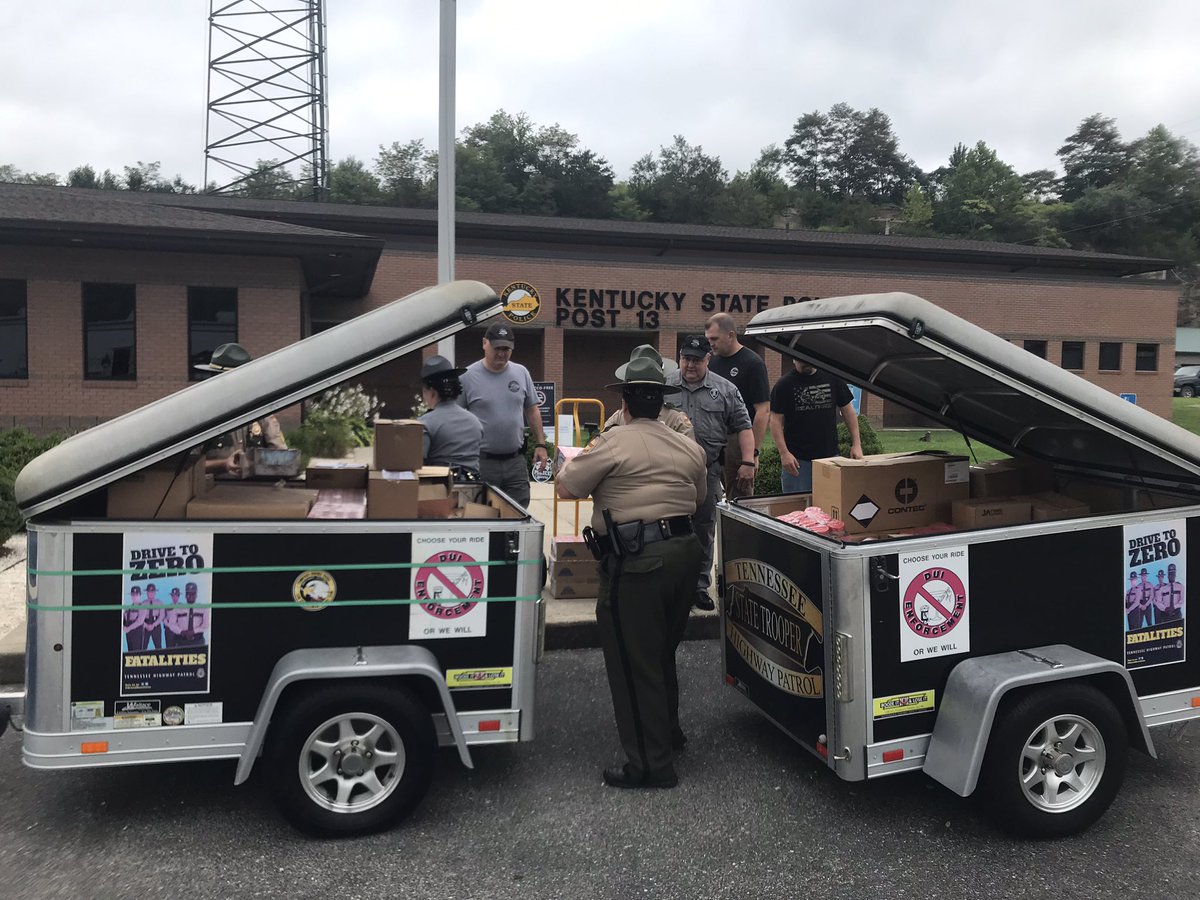 THPFallBranch tweet media