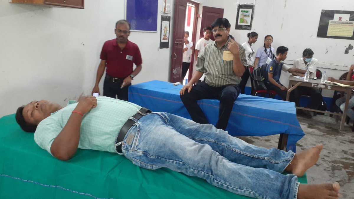 Sd_Parthajit's tweet photo. Voluntary #Blood_Donation_Camp was organized today (12th Aug 2022) on the occasion of Martyr Kshudiram- #Self_Sacrifice_Day at Saheed Kshudiram College, Kamakhyaguri (Dist:Alipurduar, State:West Bengal), under the management of #NSS_Unit.
@AlipurduarDm
#Saheed_Kshudiram_College https://t.co/h3KEiuabfy