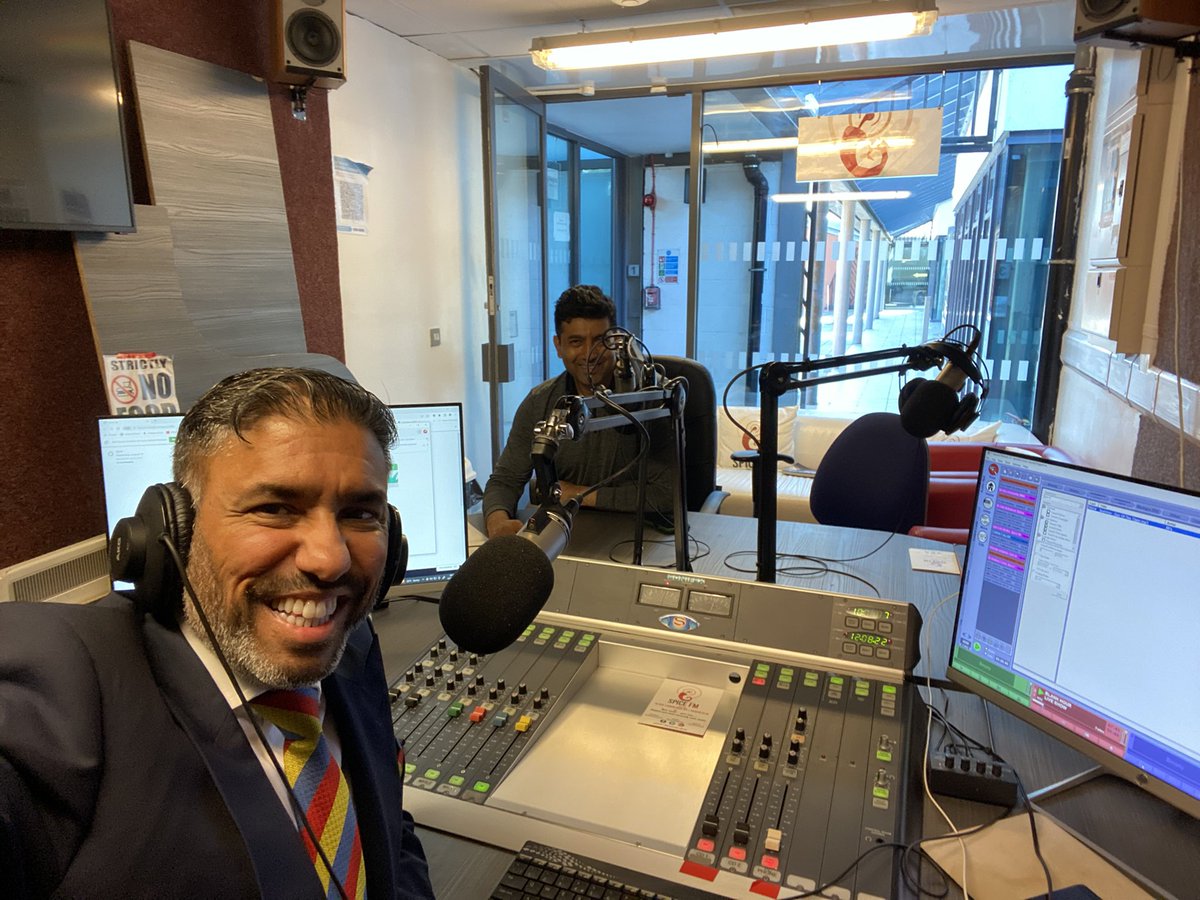 AmmarMirza's tweet photo. Fantastic to be back physically in the studio today @spicefm with an extra special & extraordinary guest #MarkPatton director of education @NewcastleCC providing incredible insights on all things education & life learning. With #Jalf @Dabbawal @KhaikhaiNcl thank you 🙏🏽🙏🏽 https://t.co/wwSNDM4yvj