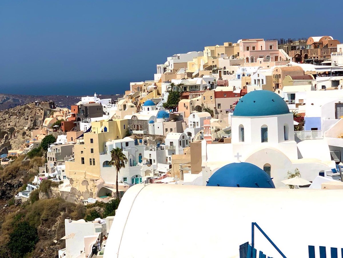 MrsSilverSJHS's tweet photo. Santorini &amp; Fira - so beautiful but so hot!! 🇬🇷💙🤍 https://t.co/FCIedVHX5x