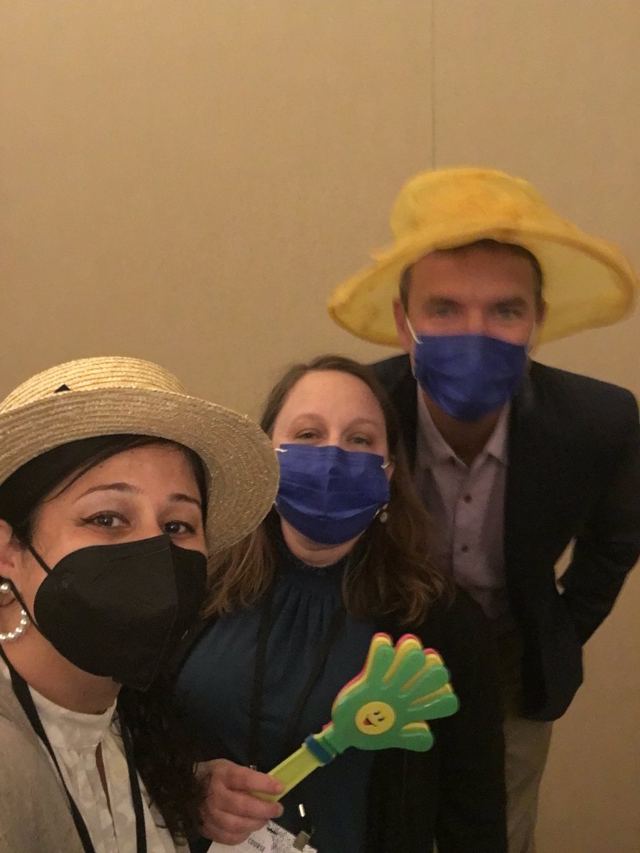 SoniaMKhunkhun's tweet photo. Dr. Jessica McFarlin @JessMcFarlinMD presenting now on Respiratory Emergencies! Don’t forget that fans are in, oxygen is out!!! #irc22 #hapc #pedpc @AAHPM https://t.co/OsOZBPmzwx
