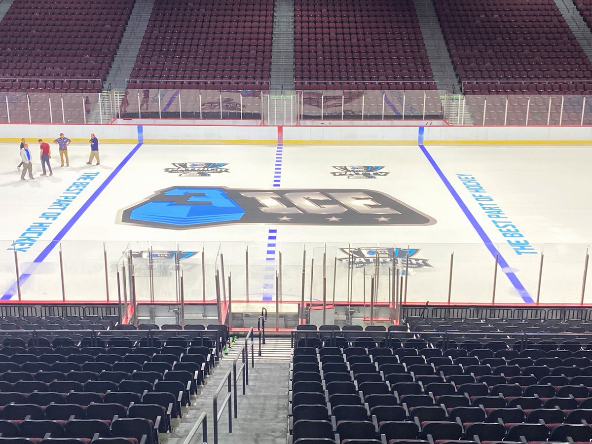 3IceHockey's tweet photo. Million. Dollar. Ice. 🤑 We're getting prepped to hit @orleansarena again next week. Did we mention the winning team gets $1,000,000? https://t.co/ISuTQKqzds