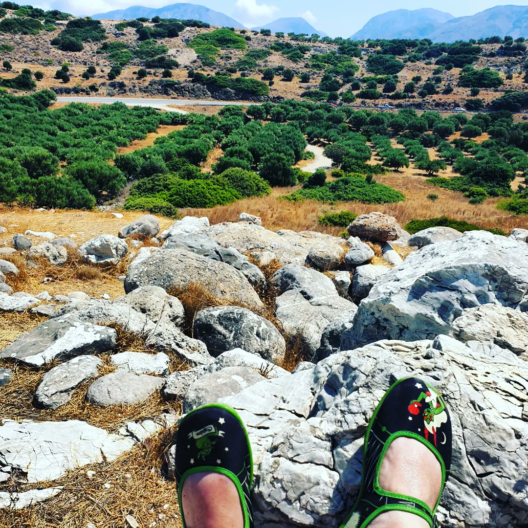 T4toria's tweet photo. Mini personal triumphs - managed a 2km walk uphill to the Psychro Cave then a further 240 steps down into the cave and the same back up. Feeling pretty chuffed, especially after the 5 mile walk the day before #anklebreak #recovery #Crete https://t.co/MHHMC71nSR