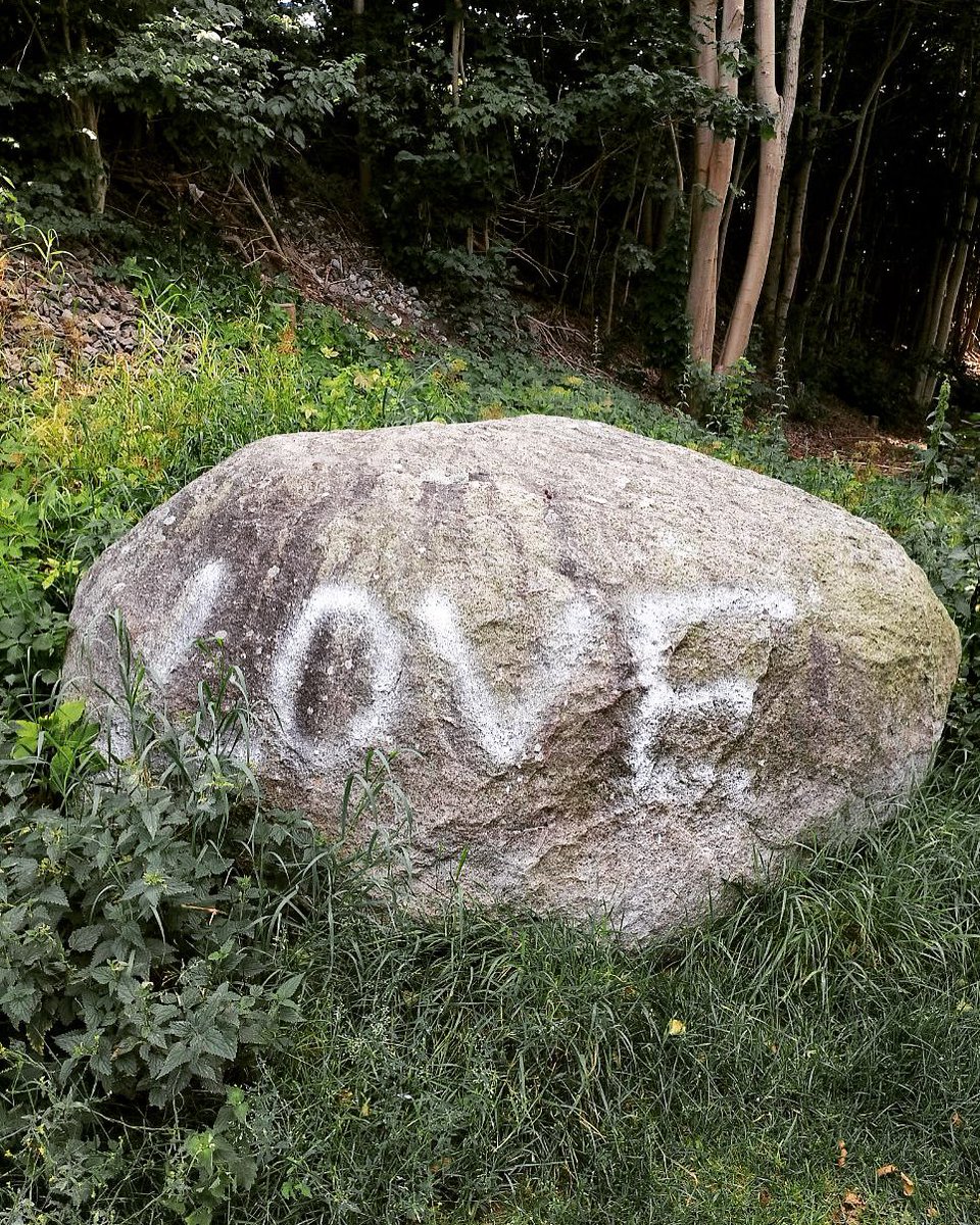 2020thewalk's tweet photo. #love
#found_object
@noishx https://t.co/bRstH5LcpI