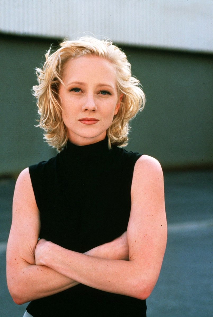 R.I.P. Anne Heche (1969-2022)