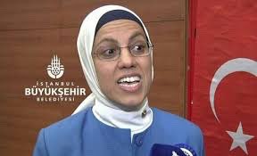 Merve Kavakçı’nın 1994 yılında Millet vekili olmak için verdigi bilgi formunda; Teksas üniversitesinden 1994 yılında bilgisayar mühendisi olarak mezun oldugunu gösteriyor.
Oysa Teksas Üniversitesinde o bölüm 2002 yılında kurulmuş.