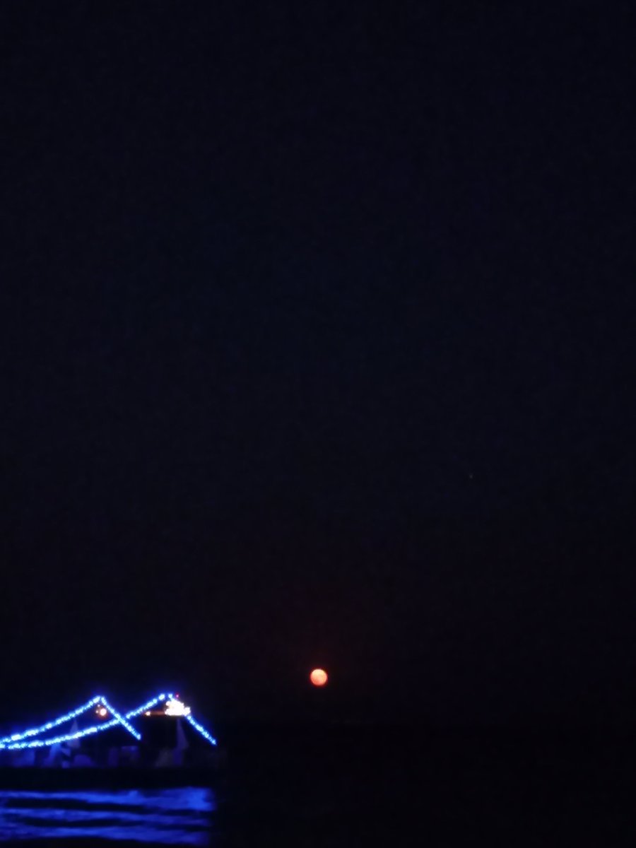 lunarscp's tweet photo. Full moon.

#personalmuseum https://t.co/ILdaQdIvXS