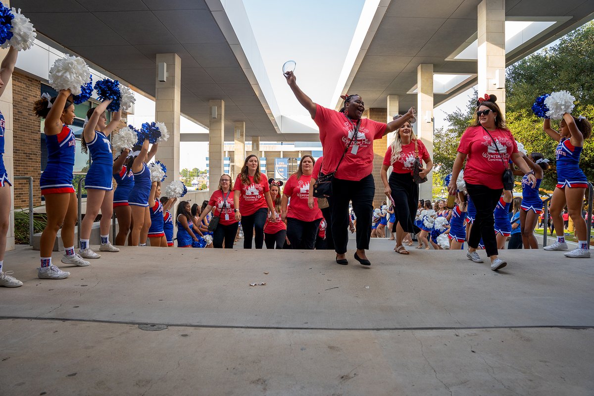 TempleISD's tweet photo. It has been two years since we were able to have everyone together in the auditorium for convocation and they are FIRED UP! Great to have everyone back together! #TempleISDProud https://t.co/ixVHzprKv8