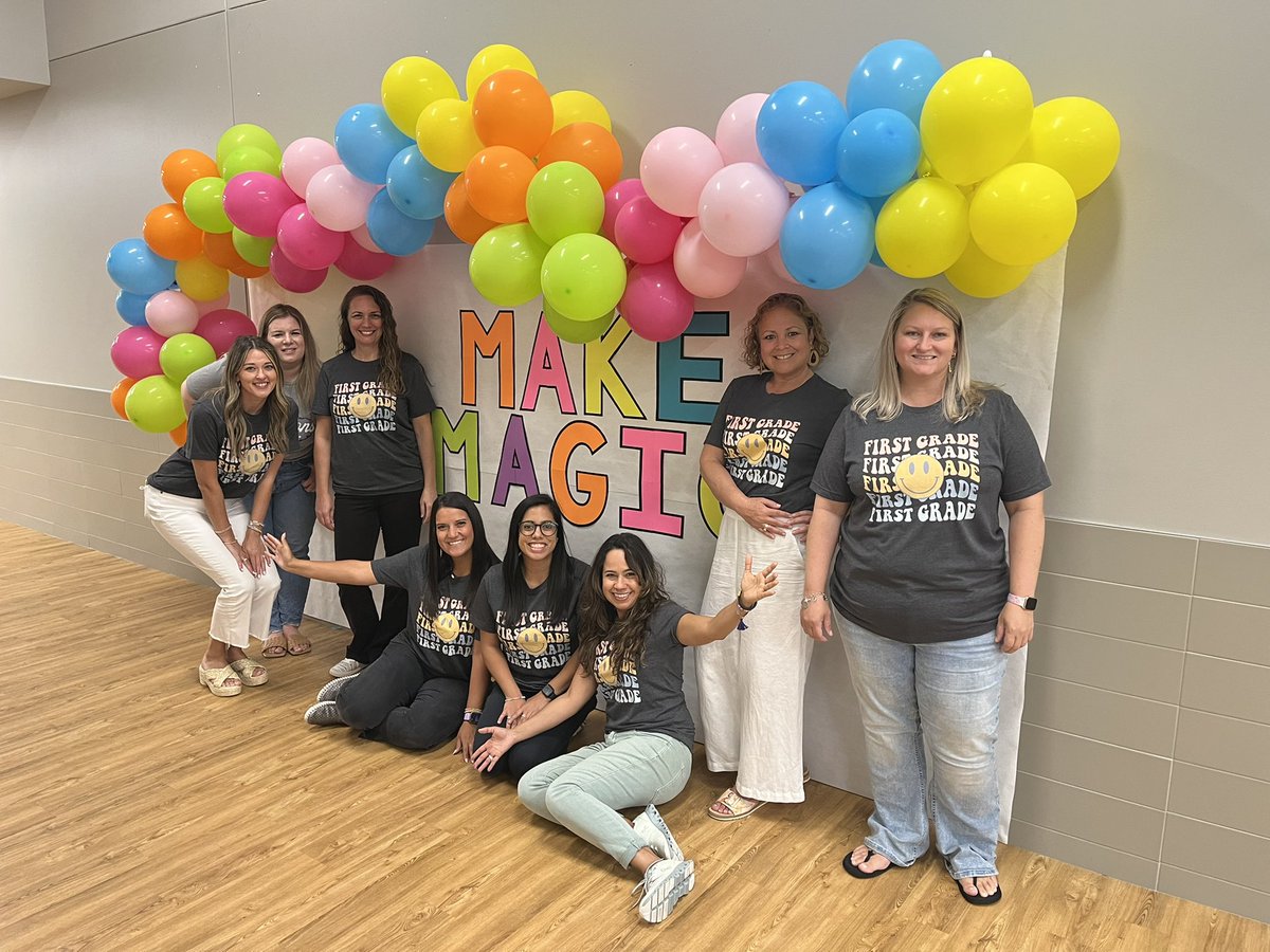 Surround yourself with positive people and others who value your strengths! #fielderpride <a href="/FielderElem/">Edna Mae Fielder Elementary</a>