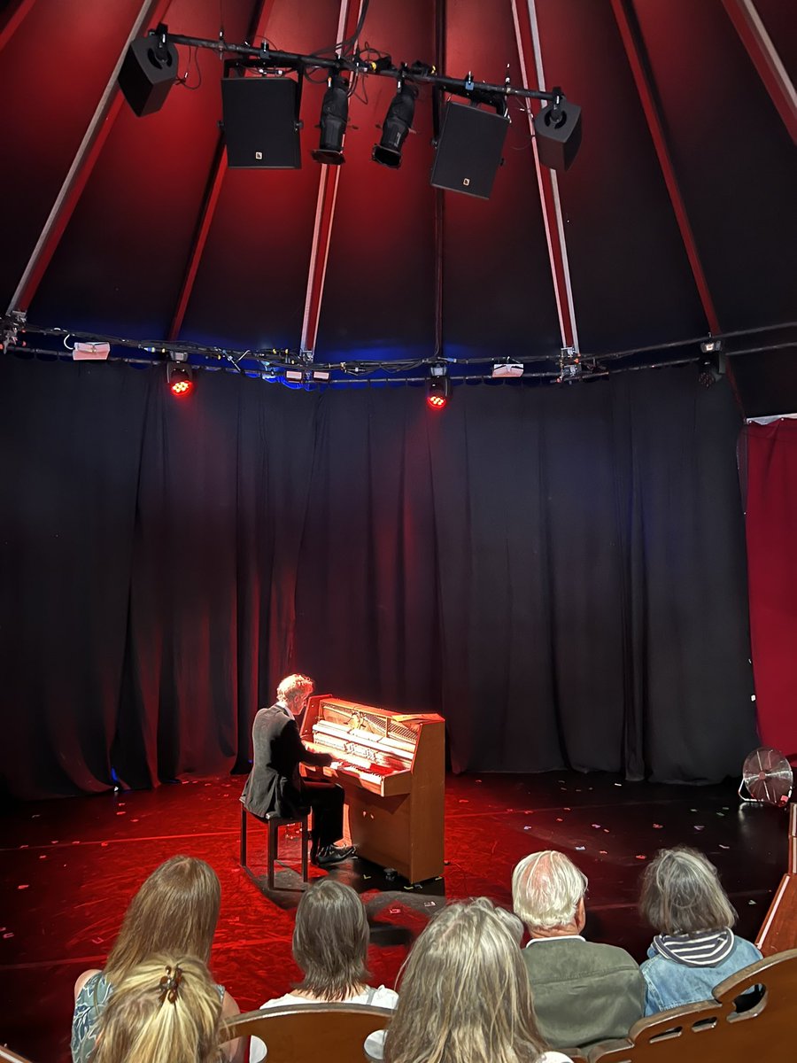 Professor Anna Leask tweet media