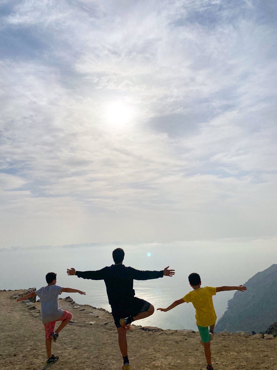 ajalmansouri's tweet photo. .
.
Happy International Youth Day 🪐
.
. https://t.co/2fwMUlZ9yD