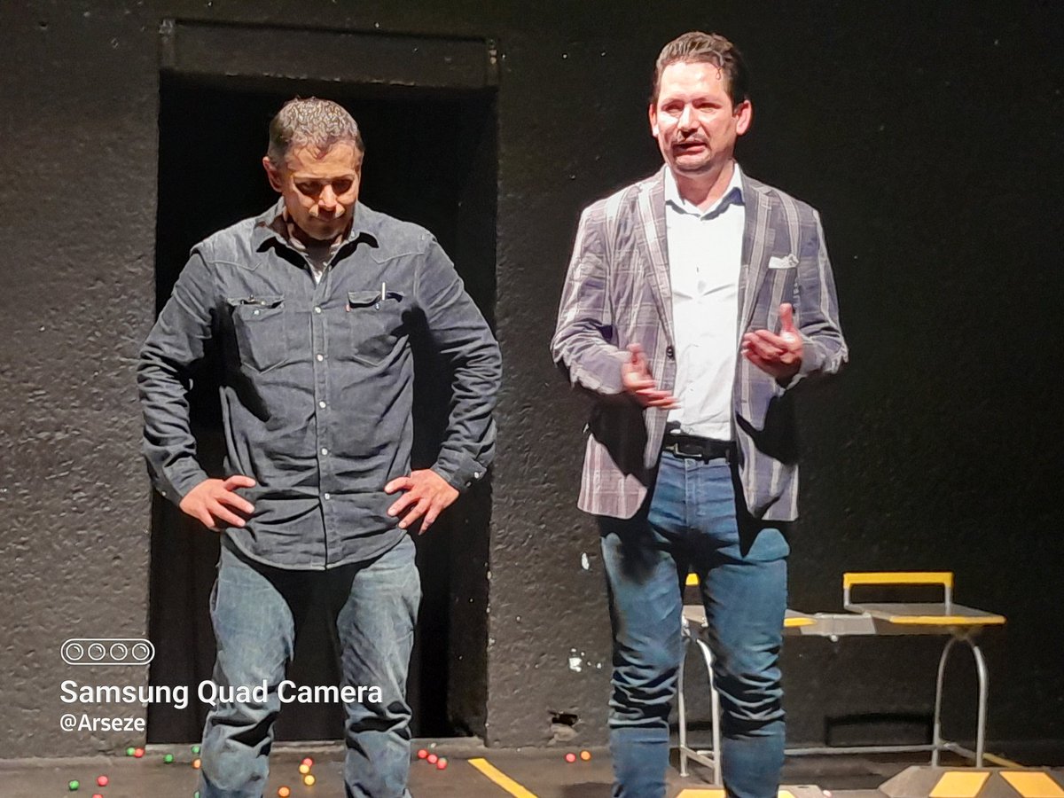 Arseze's tweet image. Que buena obra es #Pulsion en el teatro #RodolfoUsigli te hace reflexionar y realizar un introspección para que nos conoscamos nosostros mismos. Gracias @Entretenia Una puesta para salir pensando del teatro