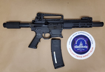 DCPoliceDept's tweet photo. In the last week, #DCPolice officers removed 62 illegal firearms from the streets of #DC and out of the hands of criminals.
#FirearmsFlashback https://t.co/4GVSNM9i5a