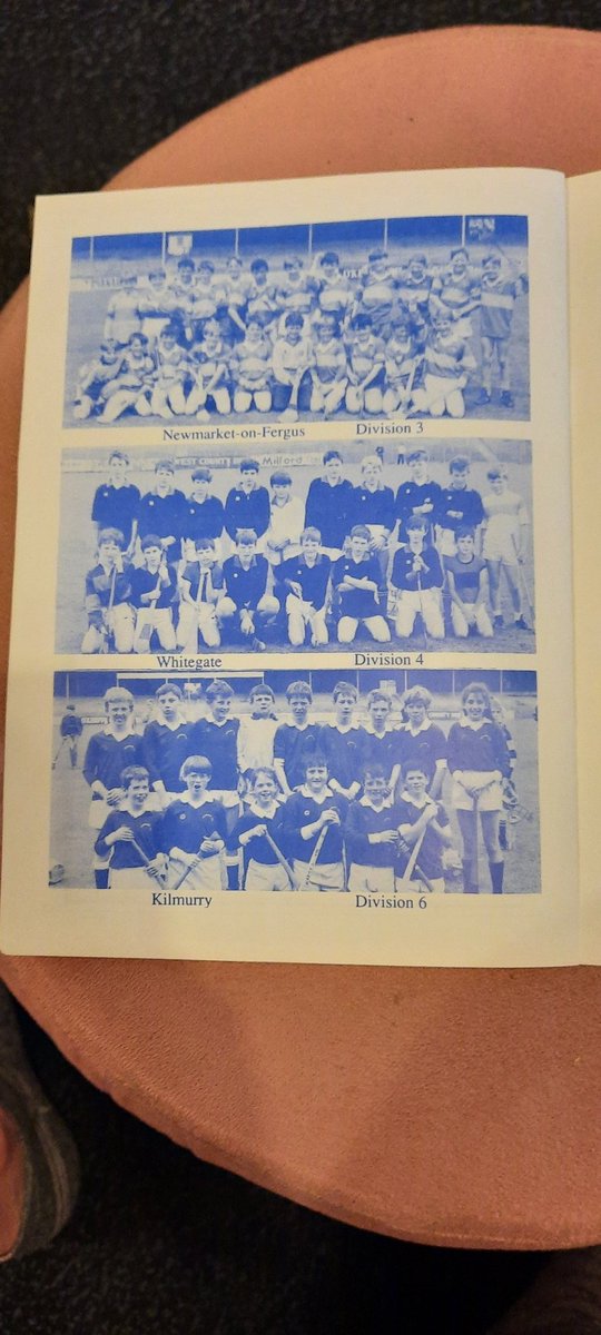 seamusmcquaid's tweet photo. Programme from the 1992 Clare primary schools finals #allthingsgaacollection #ClareFootball #Clarehurling (full programme on link below 👇) https://t.co/lOMLSQ5s2Z https://t.co/RkvJsJEmYg