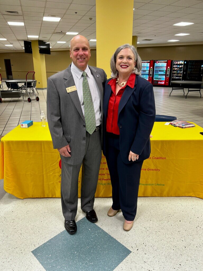 asparcAL's tweet photo. Thankful for the opportunity for @asparc president @cherylsuzette to speak with @sentuberville’s regional director @mikeraita on #SuicidePrevention https://t.co/xE2DK7KdFO