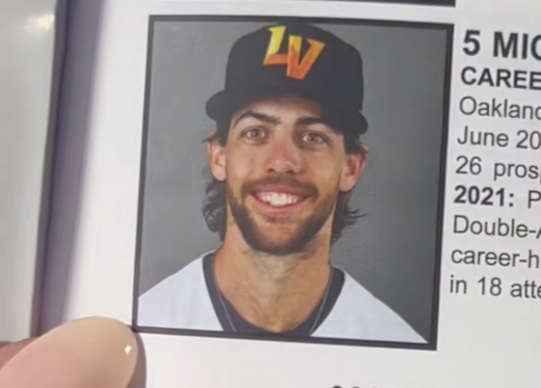 borleswig's tweet photo. “tell me why this looks like christian borle” https://t.co/7KCxV3j1Lw