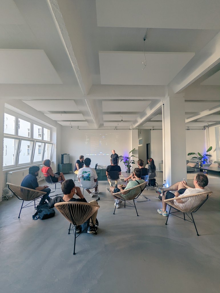 despace_berlin's tweet photo. #tezdev #tezosmeetup recipe:
100 grams of @TZConnectBerlin,
1 cup of @Naanwallet,
1 tbsp of curious visitors,
1 tsp of Neapolitan pizza,
a dash of a summer breeze. ☀️
Stir until combined well, and serve it with cold drinks. 🍻 https://t.co/fhf1IWwWnl