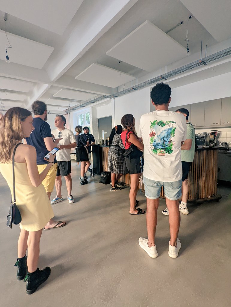 despace_berlin's tweet photo. #tezdev #tezosmeetup recipe:
100 grams of @TZConnectBerlin,
1 cup of @Naanwallet,
1 tbsp of curious visitors,
1 tsp of Neapolitan pizza,
a dash of a summer breeze. ☀️
Stir until combined well, and serve it with cold drinks. 🍻 https://t.co/fhf1IWwWnl