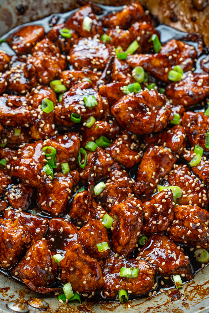 hmcrem's tweet image. If I wanted to feel a special connection to China, I wouldn't dig a hole, I'd go to #Chinatown in Los Angeles. 
#GeneralTsoChicken