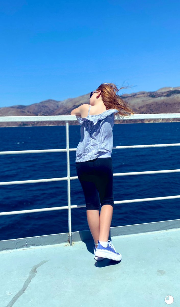 PlumbingBarman's tweet photo. Sailing over the seas in Kefalonia watching this little lady totally chill axing and knowing this is what itβs all about her that family on hols make real memories #DontBeTight #OnlyLiveOnceEnjoyIt https://t.co/PtHQ3DoGjq