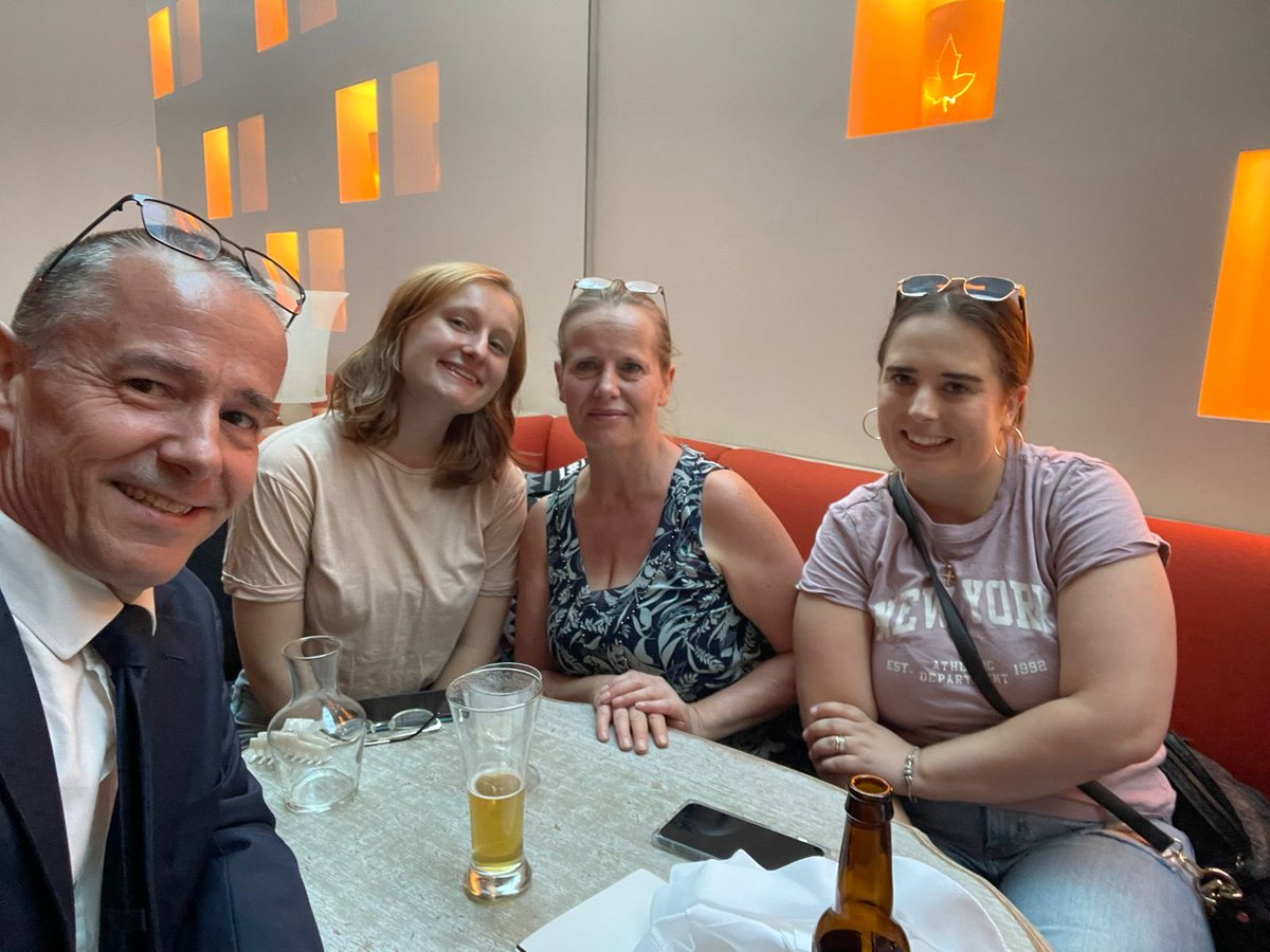 When you see your brother for the first time in three years and you get a niece and a daughter thrown in for extra measure #family #loveyoubro